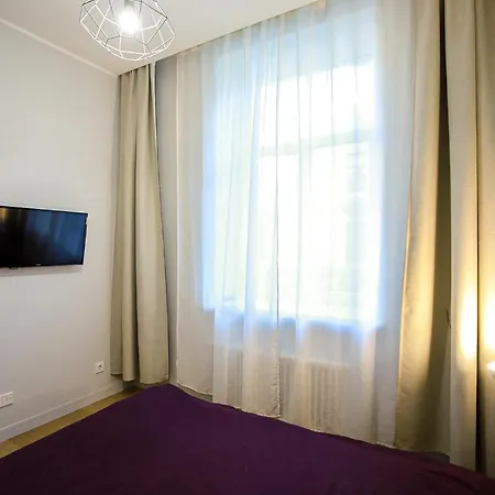 Apartment A Quite In Centre Near Any Excitement *